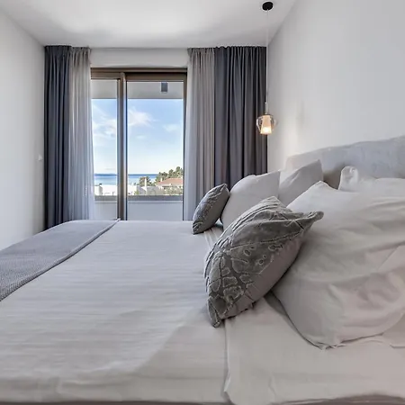 Mare *